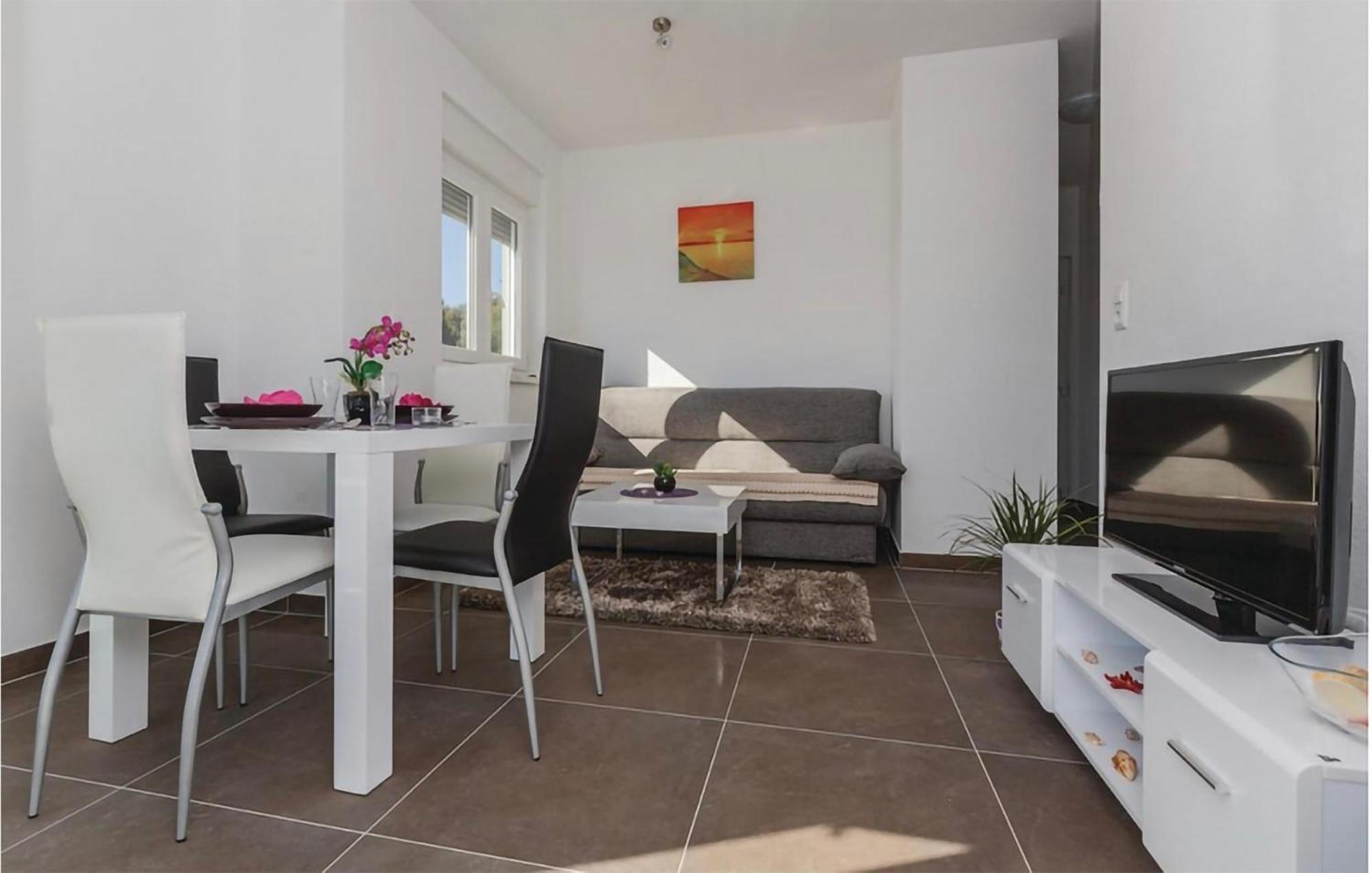 Amazing Apartment In Saldun With Wifi Τρογκίρ Εξωτερικό φωτογραφία